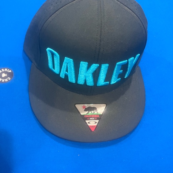 1/2 of SALE Oakley B1B New Era Snapback With discounted Shipping 2 for 25 - Picture 1 of 1
